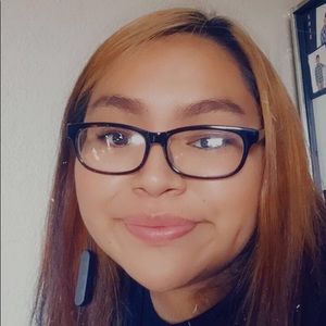 Meet your Posher, Elisha